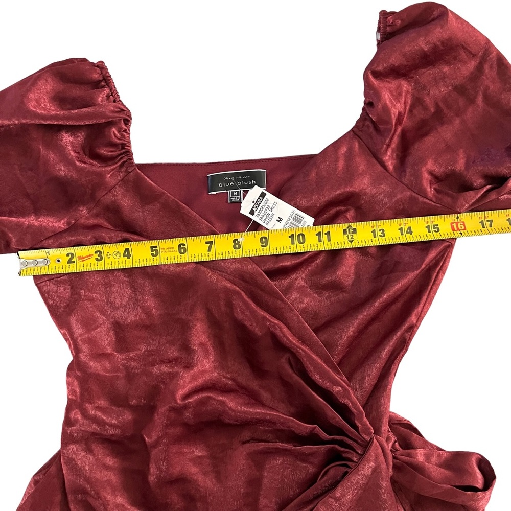 Blue Blush NWT Satin Wrap Dress With Waist Tie Wrapped Long Sleeve - V Neck Sz M - Picture 7 of 9